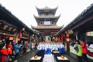 秦淮河畔吃瓜群众视频,吃瓜群众视角下的繁华盛景