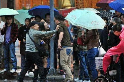 贵阳希尔顿吃瓜群众事件