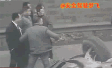 恐怖吃瓜群众事件